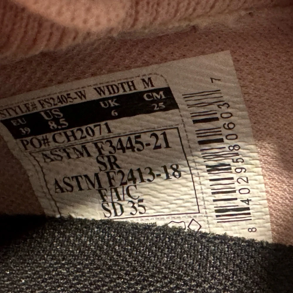 Carhartt Haslett 3